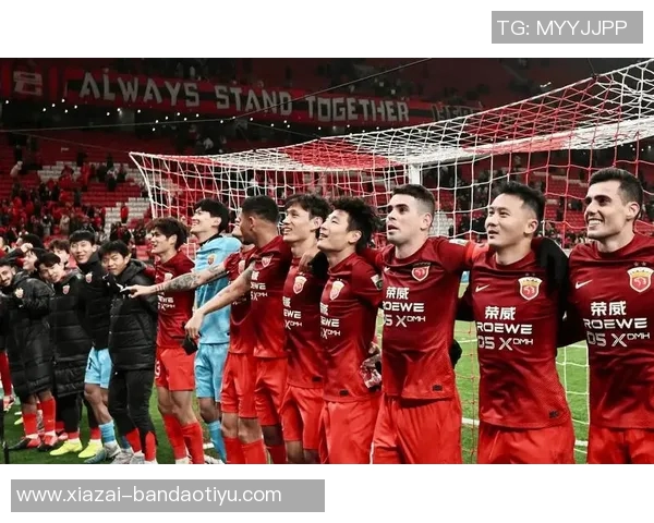 中超前四强如同连环车祸争冠悬念依旧引人关注 中超前四强如同连环车祸争冠悬念依旧引人关注