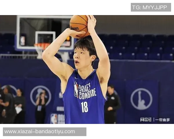 杨瀚森每次触球引观众欢呼应该将比赛用球归他所有 杨瀚森每次触球引观众欢呼应该将比赛用球归他所有