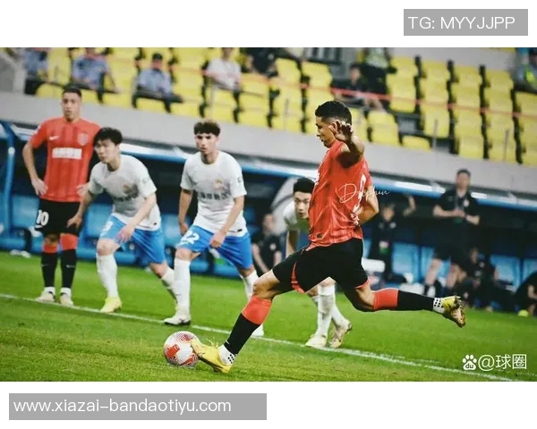 2025赛季精彩对决回顾成都蓉城与青岛西海岸激战成平局 2025赛季精彩对决回顾成都蓉城与青岛西海岸激战成平局