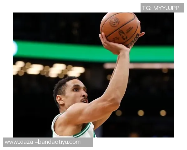 马祖拉称赞布朗在比赛解读与执行力方面的努力与平衡点的寻找 马祖拉称赞布朗在比赛解读与执行力方面的努力与平衡点的寻找